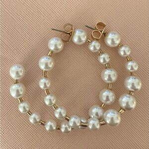 Elegant Pearl and Gold Hoop Earrings